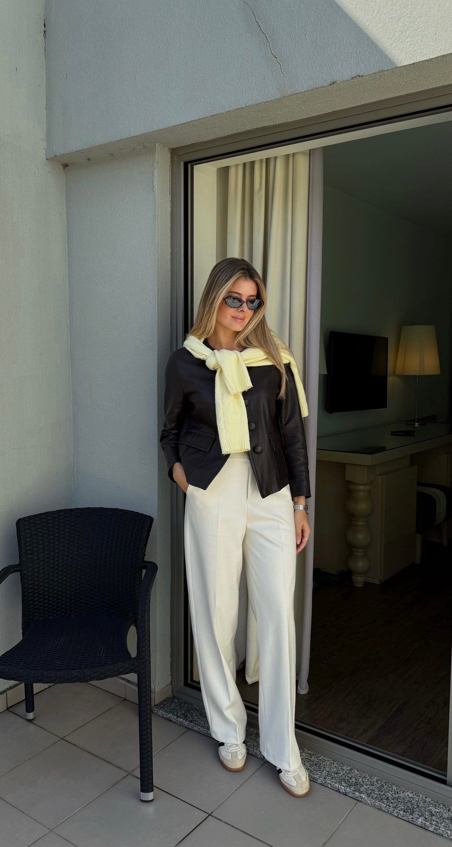 Pantalon coupe ferme