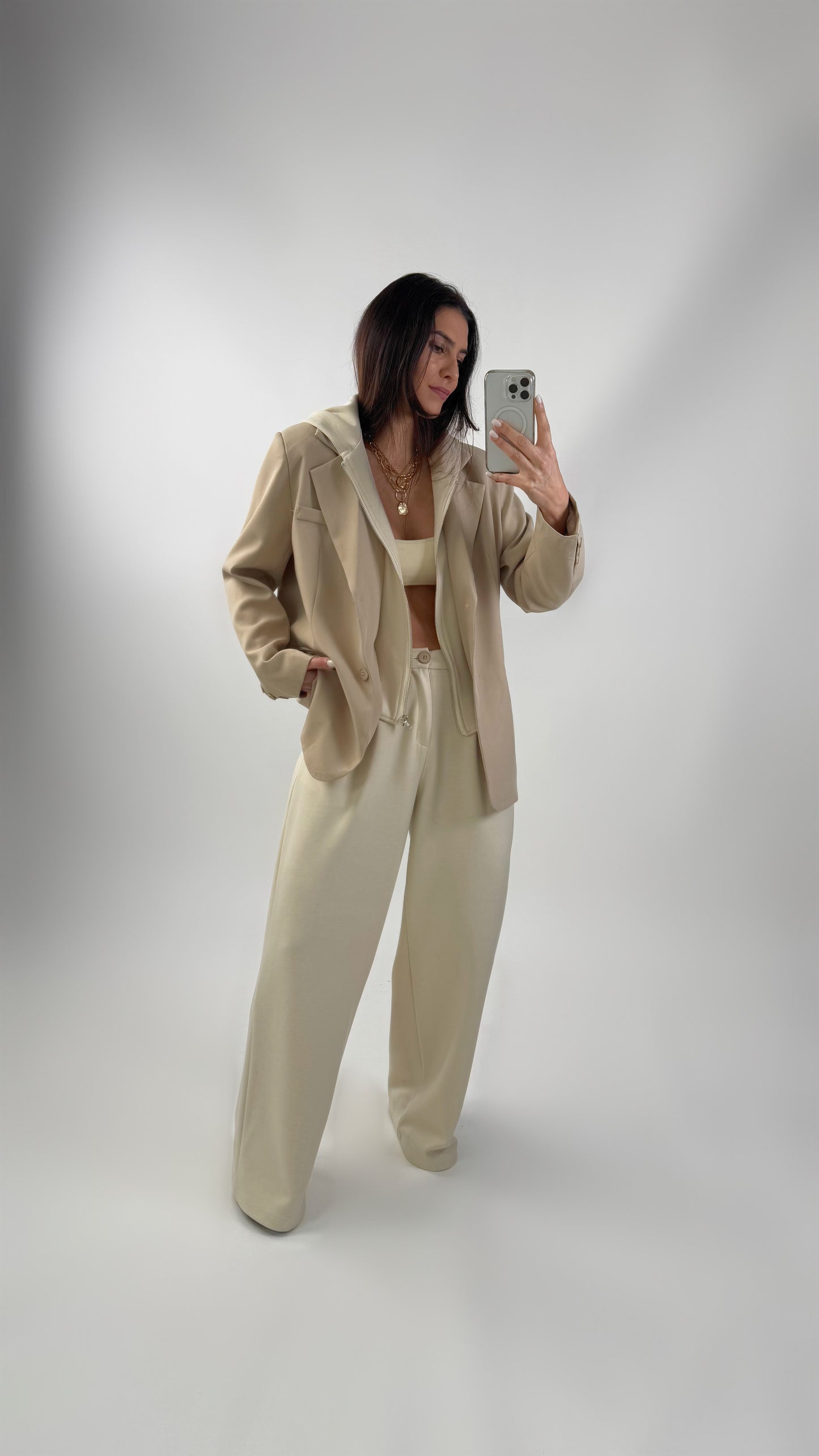 Charlotte Bege Set