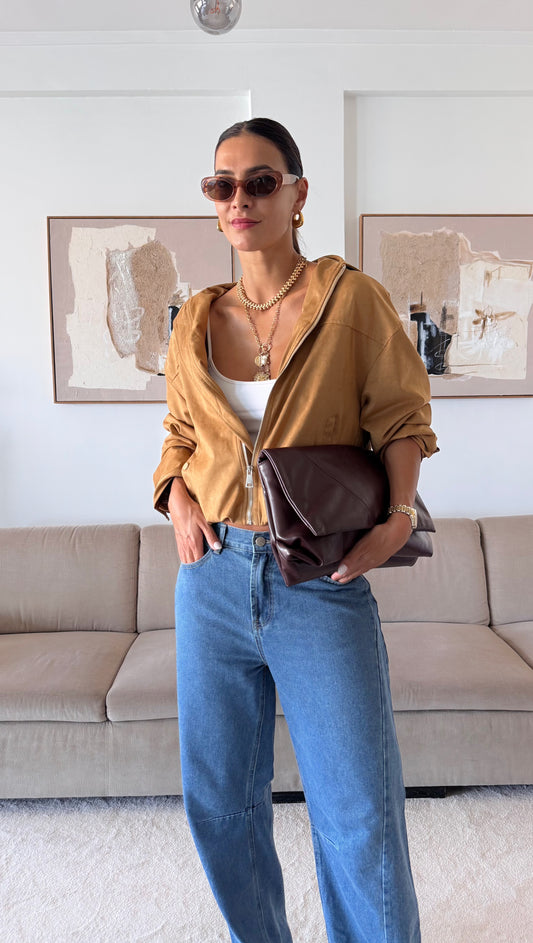 سترة جلدية باللون الخوخي