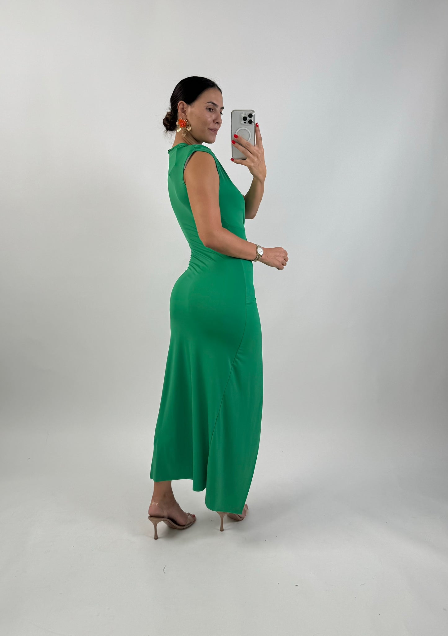 Lycra dress with V-neck
