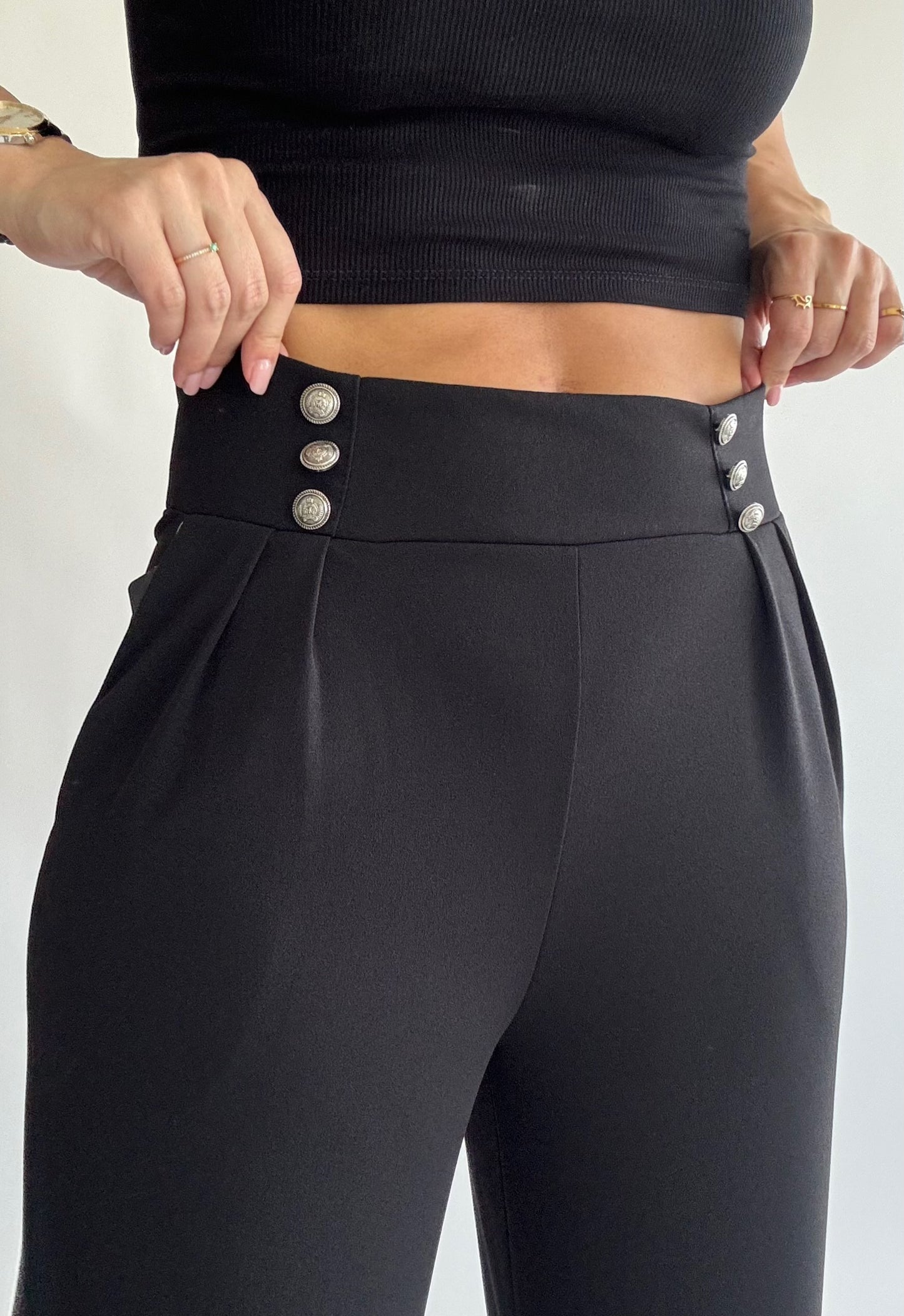 Pantalones Botón