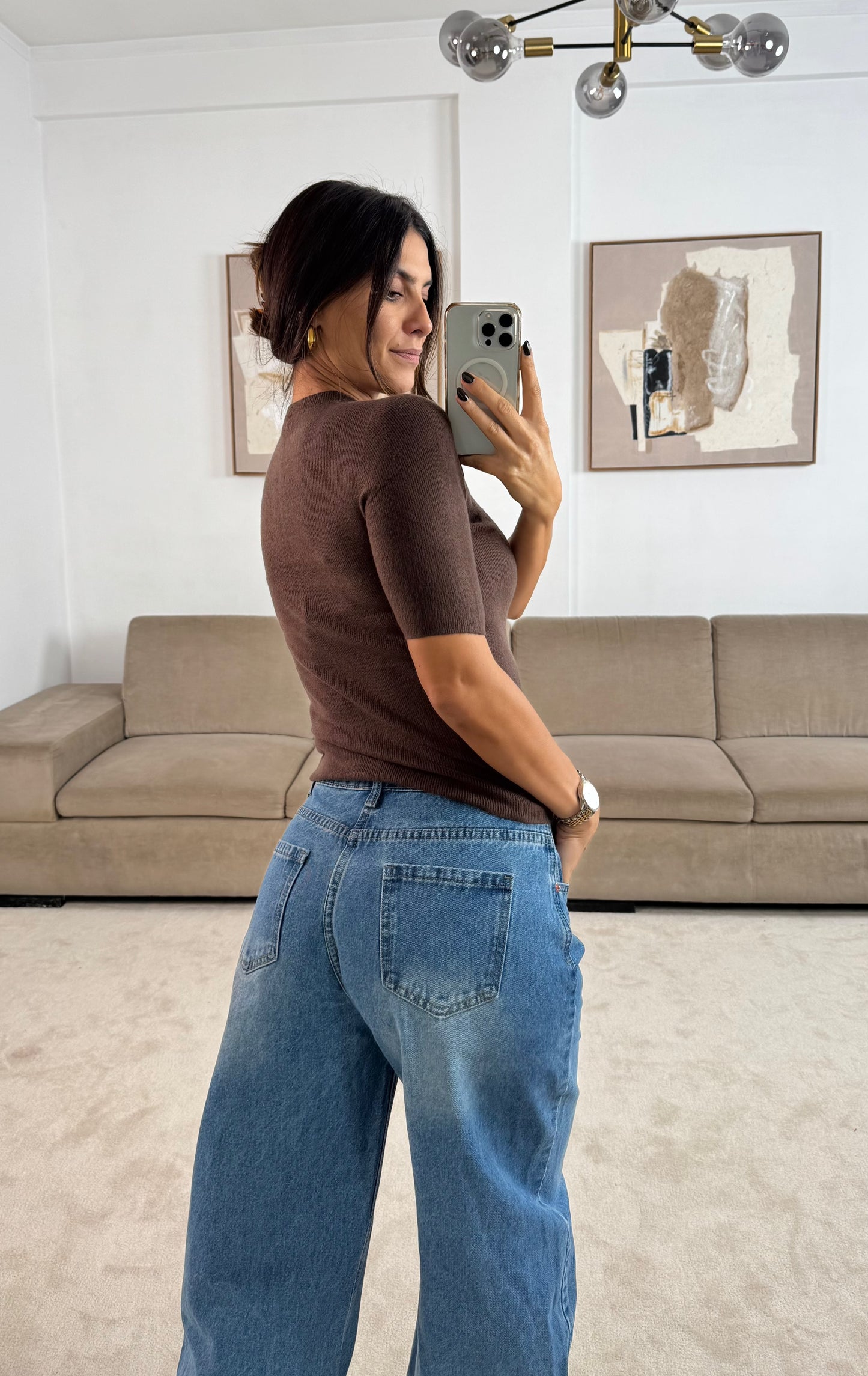 Brązowa dzianinowa koszulka