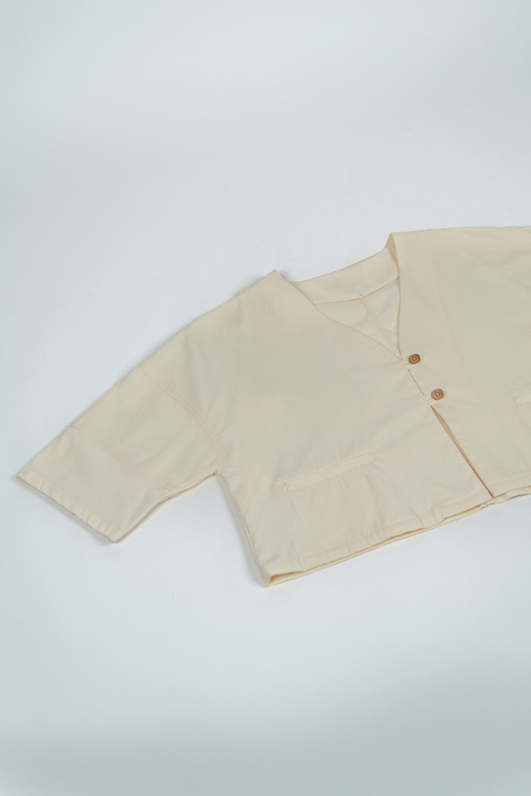 Oversized shirt dress, 100% cotton.