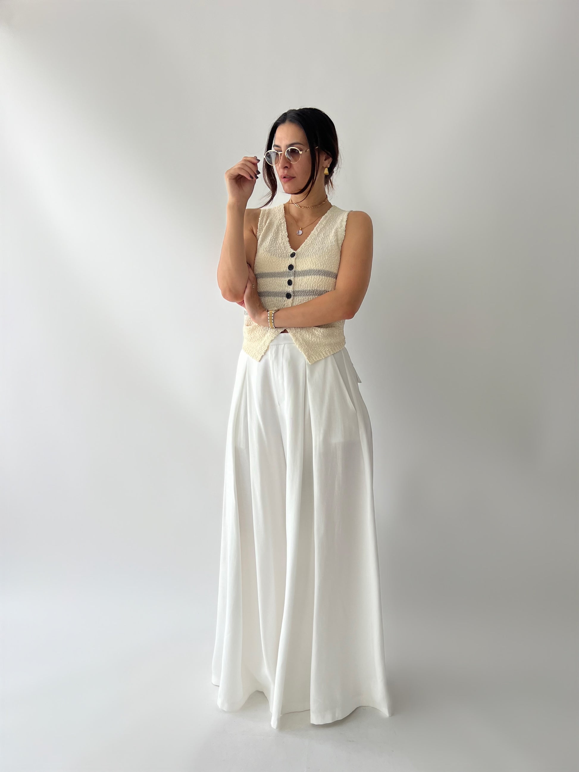 COLETE MALHA FINA BEGE VISTA DE FRENTE 2