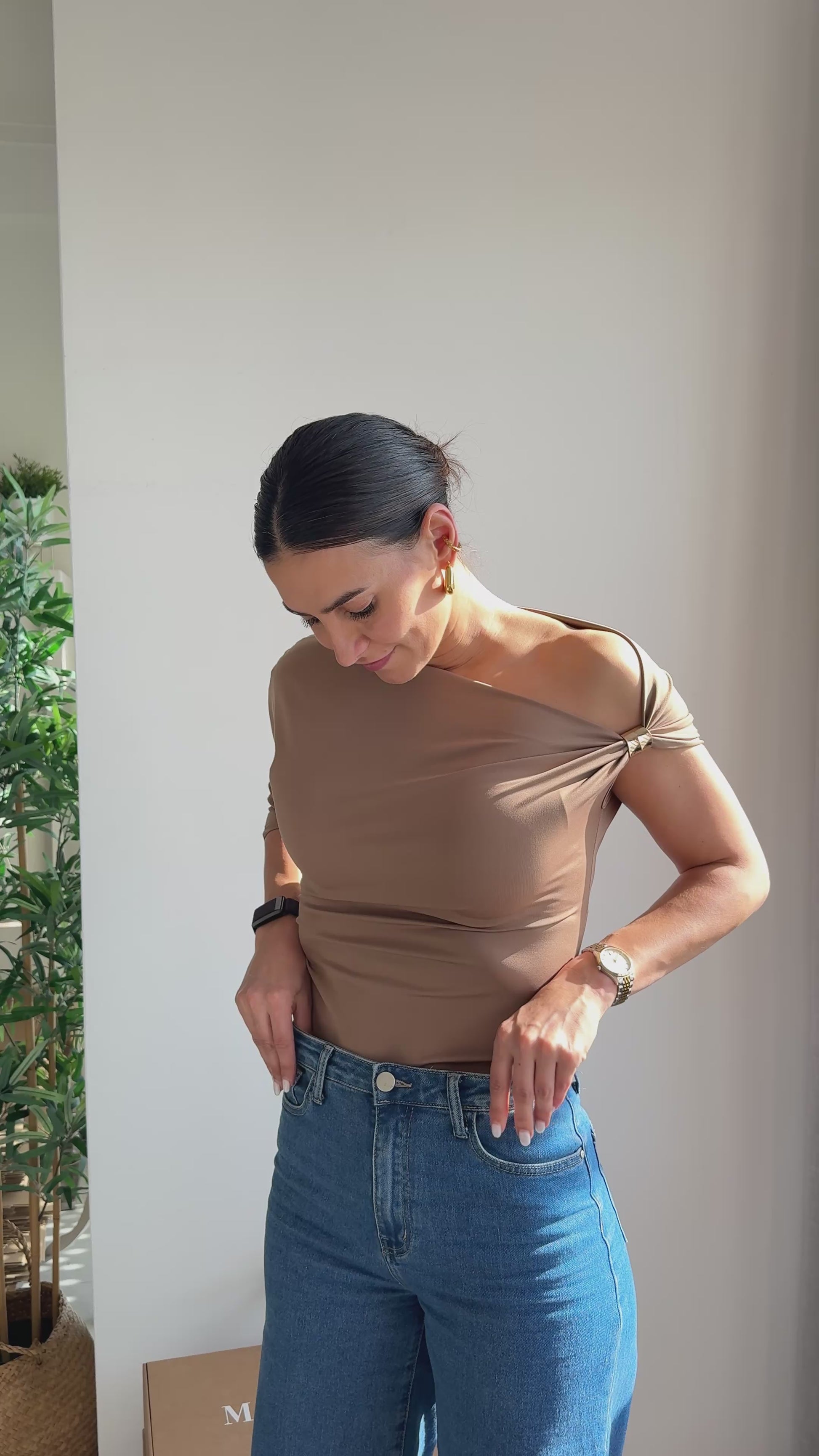 TOP ALBA MOCHA MOUSSE VIDEO