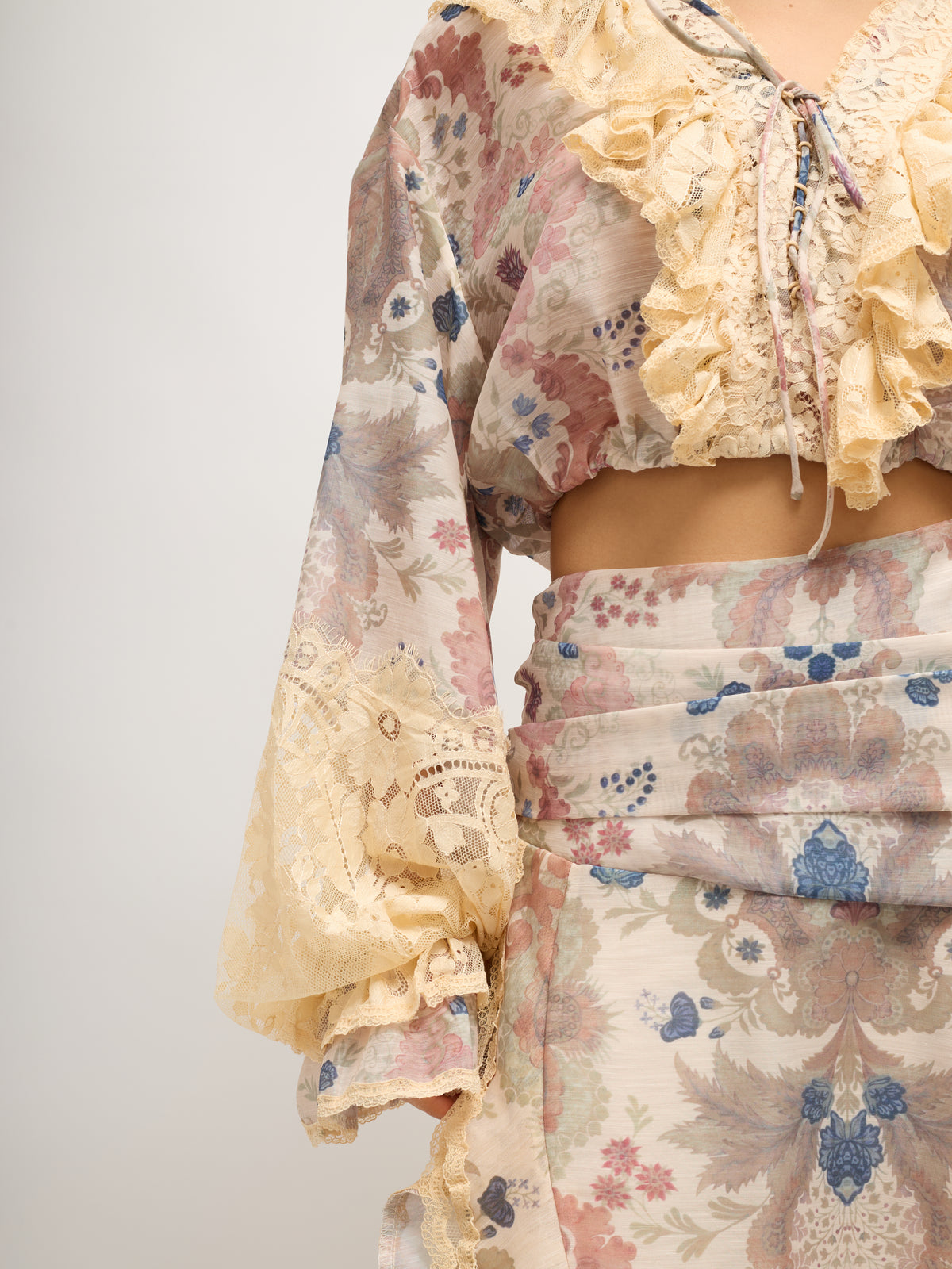 Ensemble de fleurs beiges
