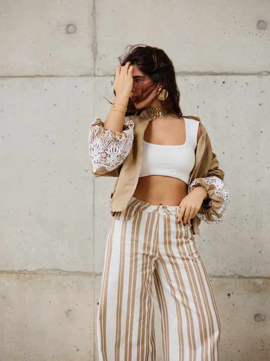 Blusão Camel Detalhe Punho