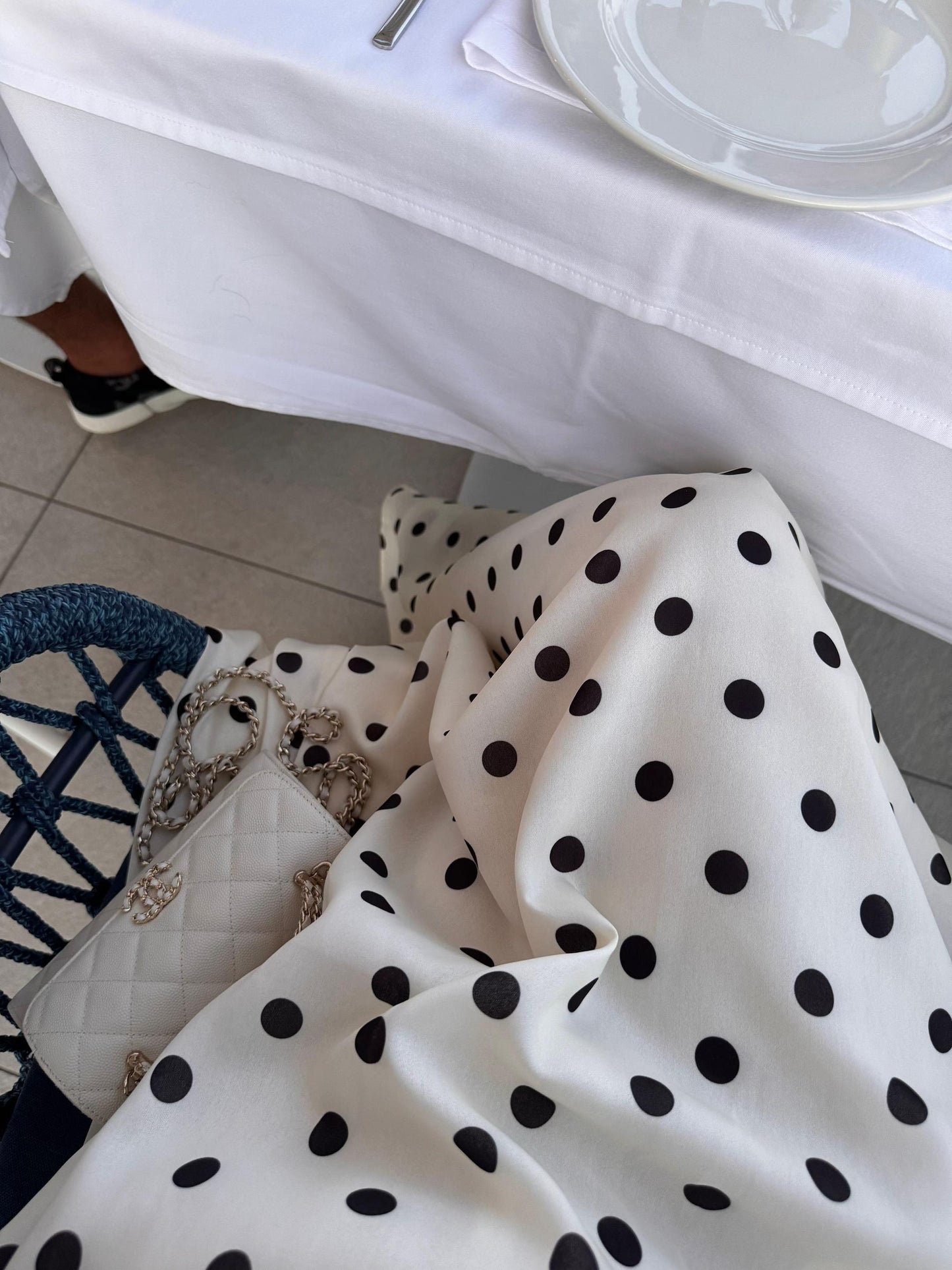 Conjunto Top e Saia Bolas