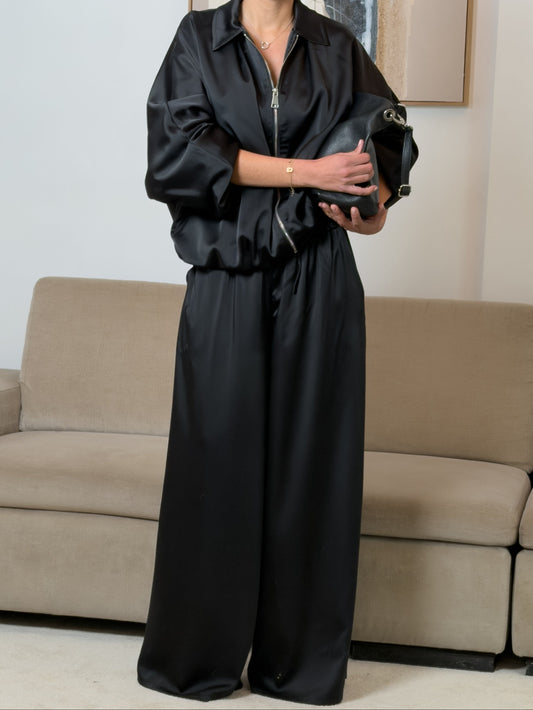 Czarny satynowy komplet