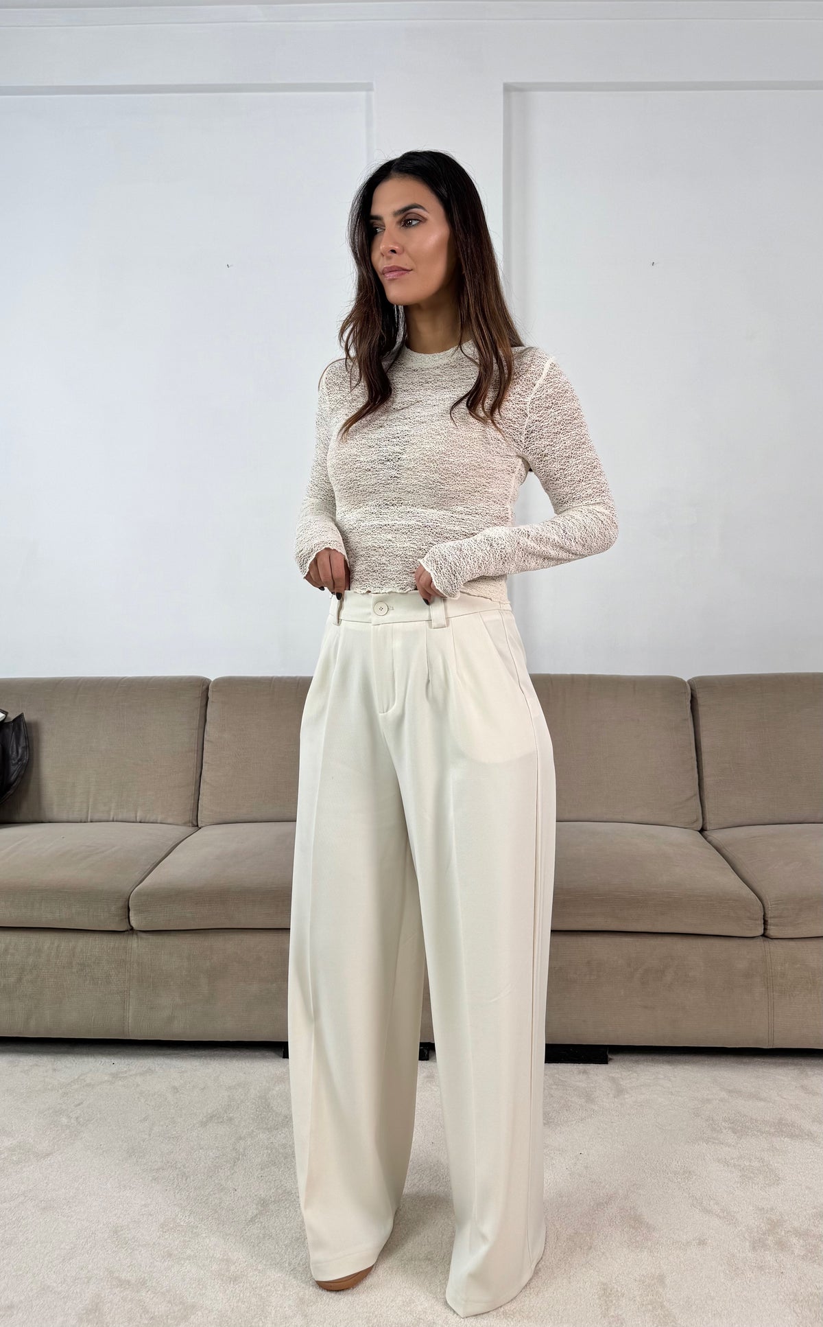 Off-white Lace Nightgown