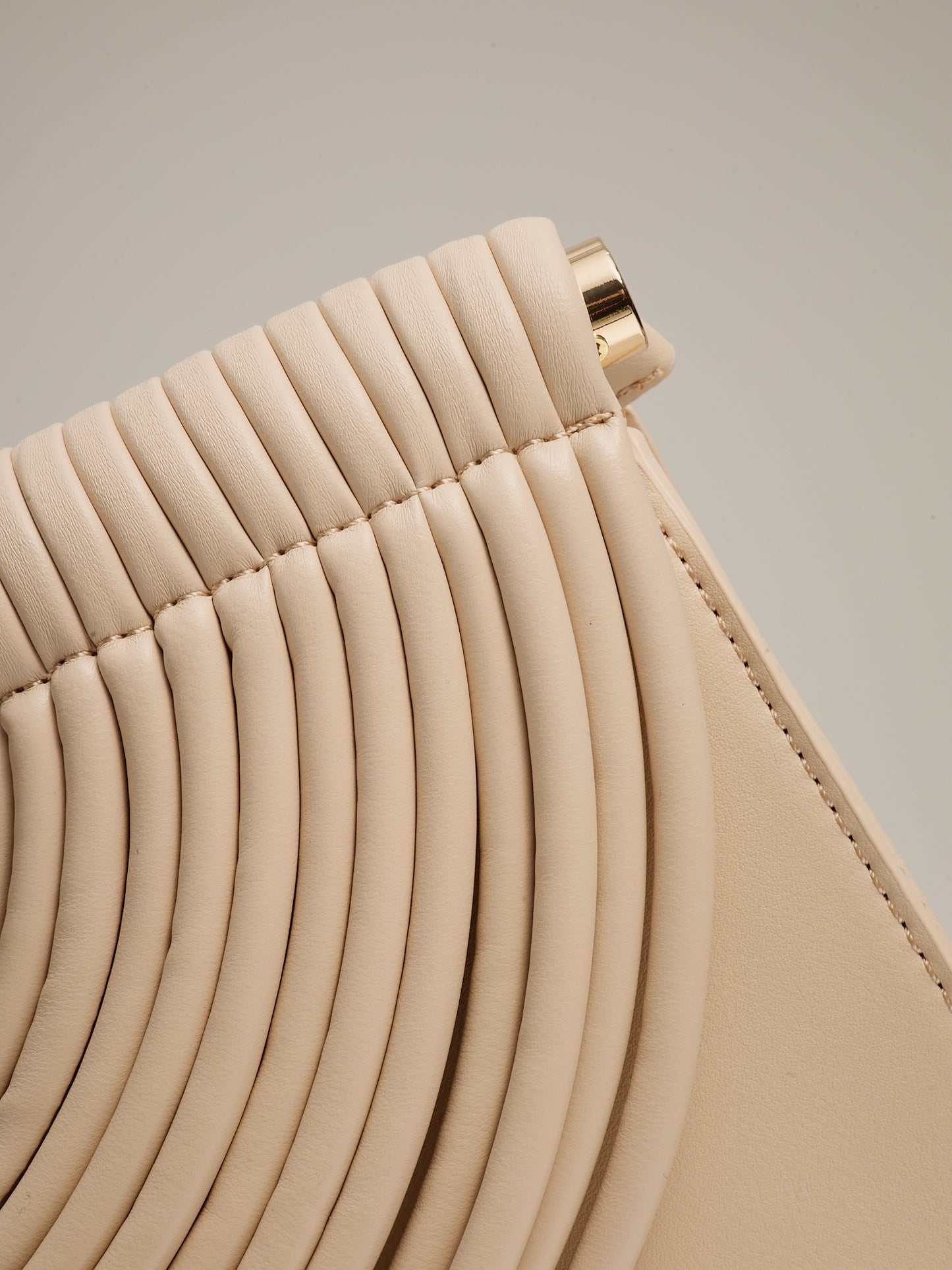 Mala Clutch Estruturada Creme