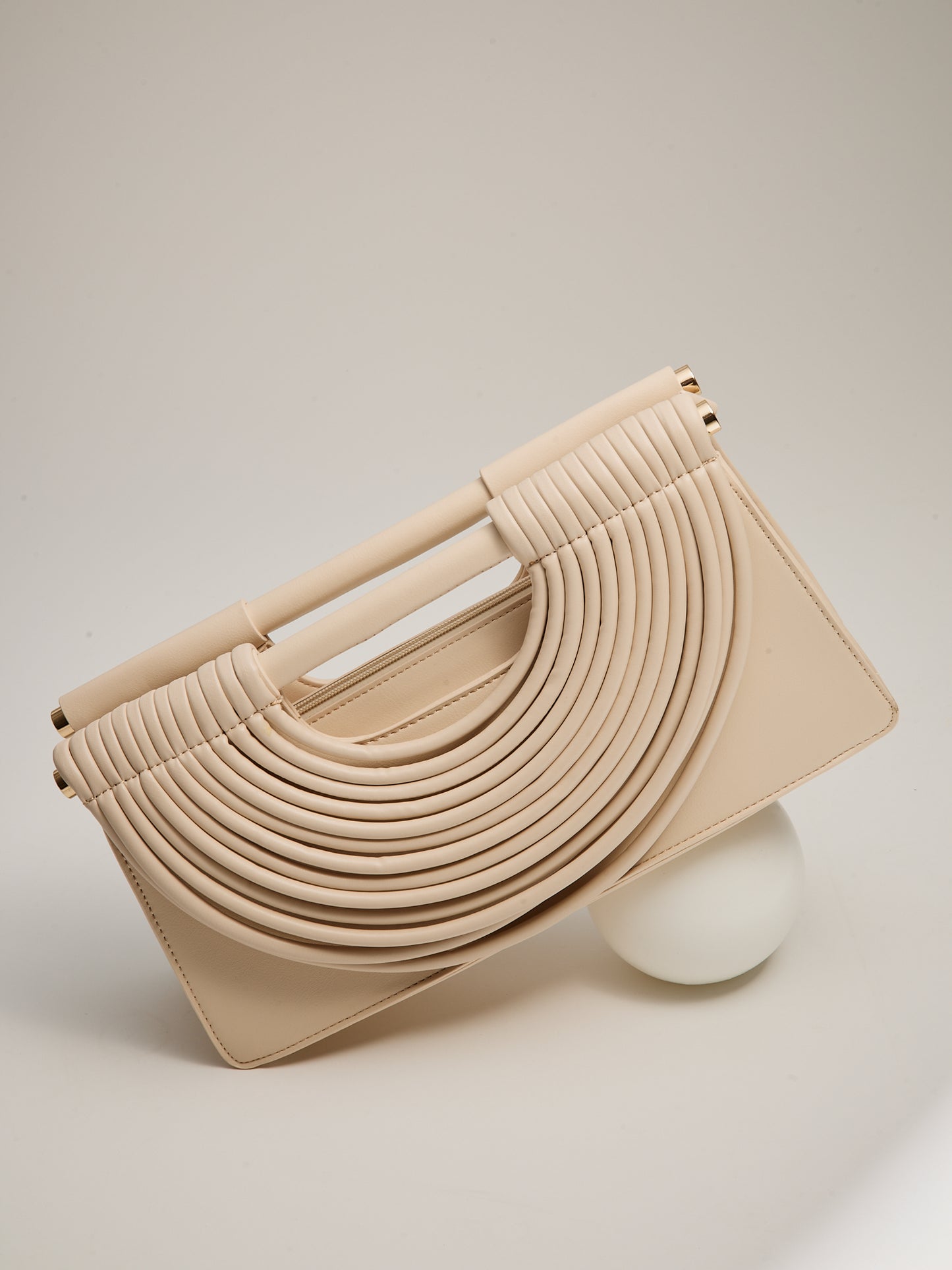 Mala Clutch Estruturada Creme