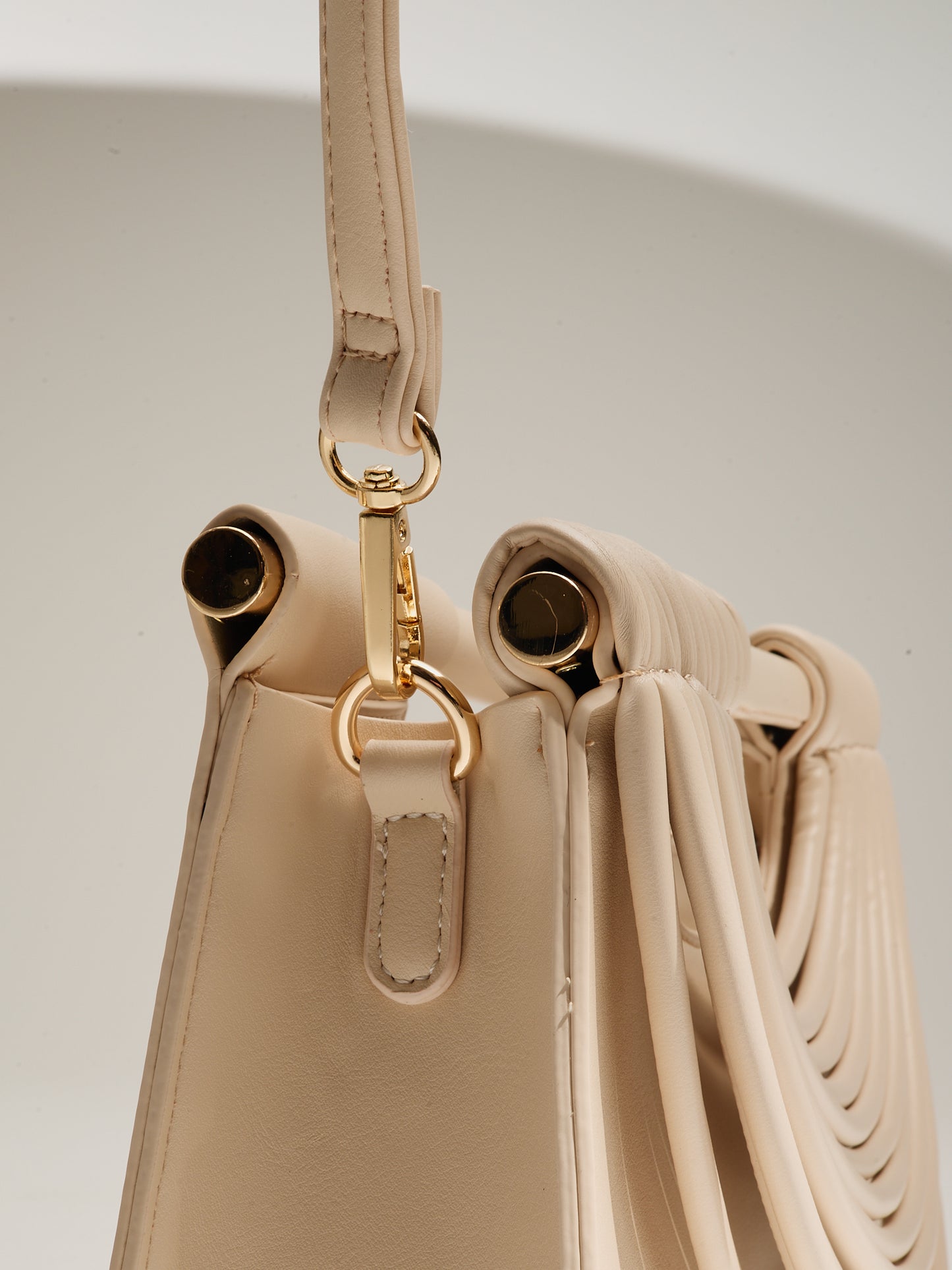 Mala Clutch Estruturada Creme