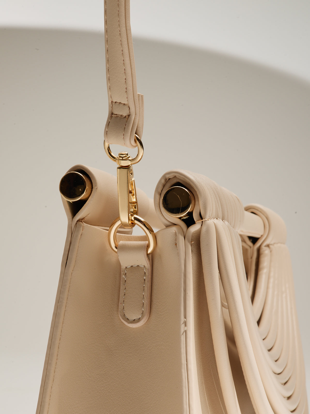 Mala Clutch Estruturada Creme