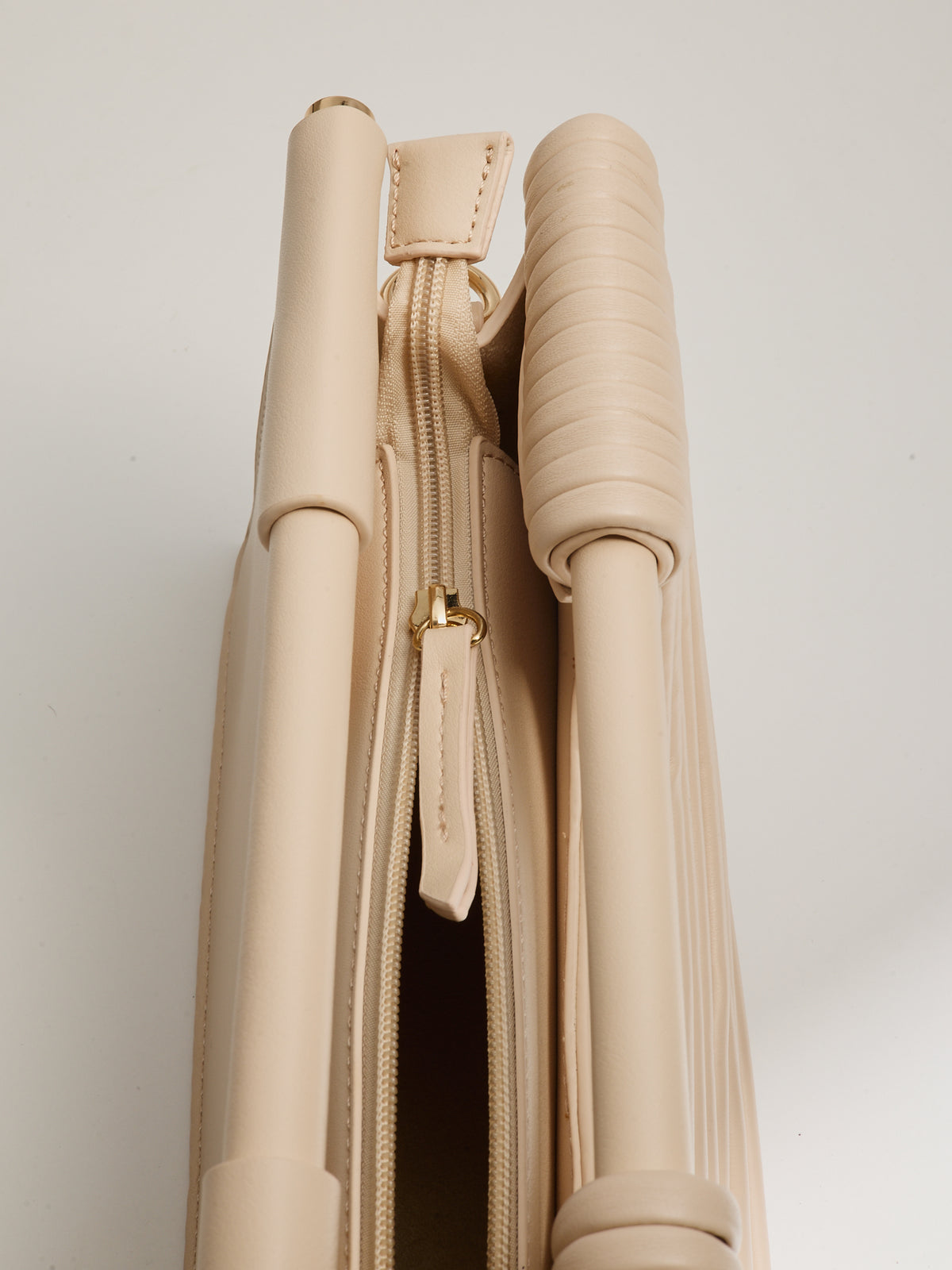 Mala Clutch Estruturada Creme