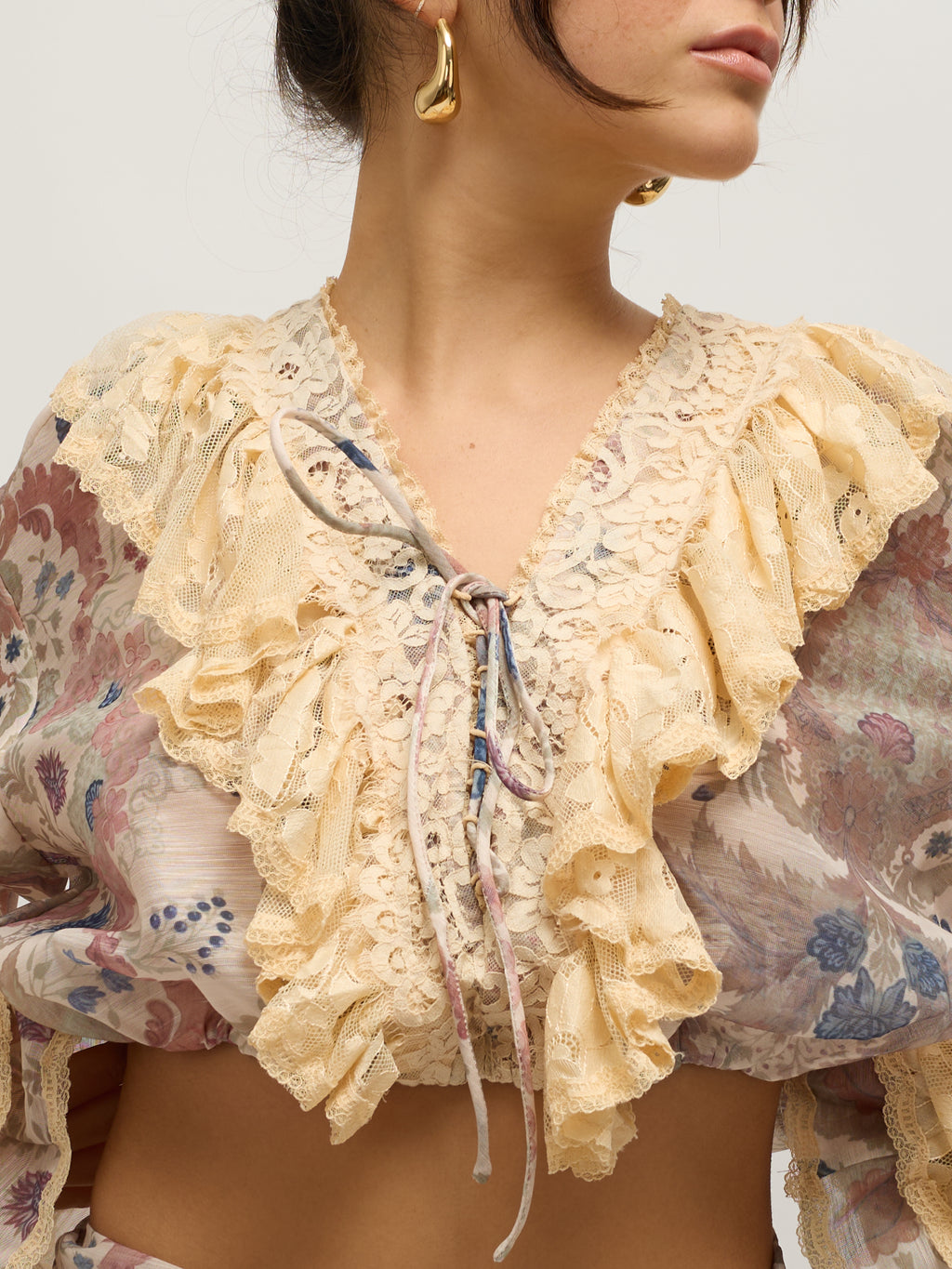 Ensemble de fleurs beiges