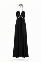 Schwarzes Kleid mit Ausschnitt