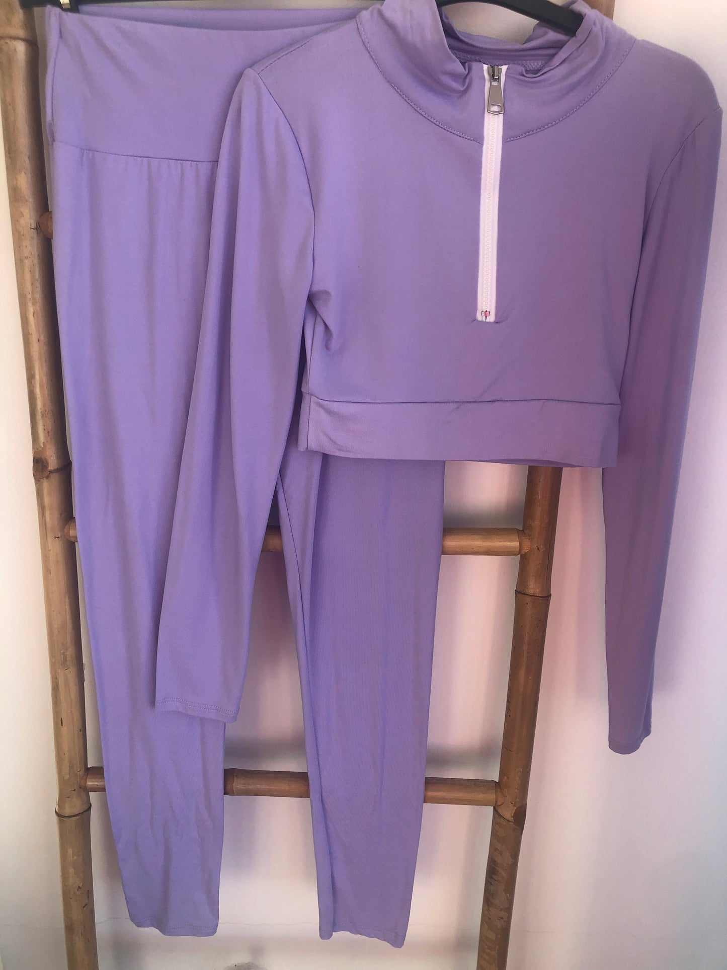 Lavender Zipper Set