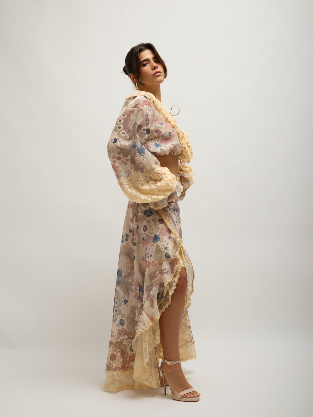 Ensemble de fleurs beiges