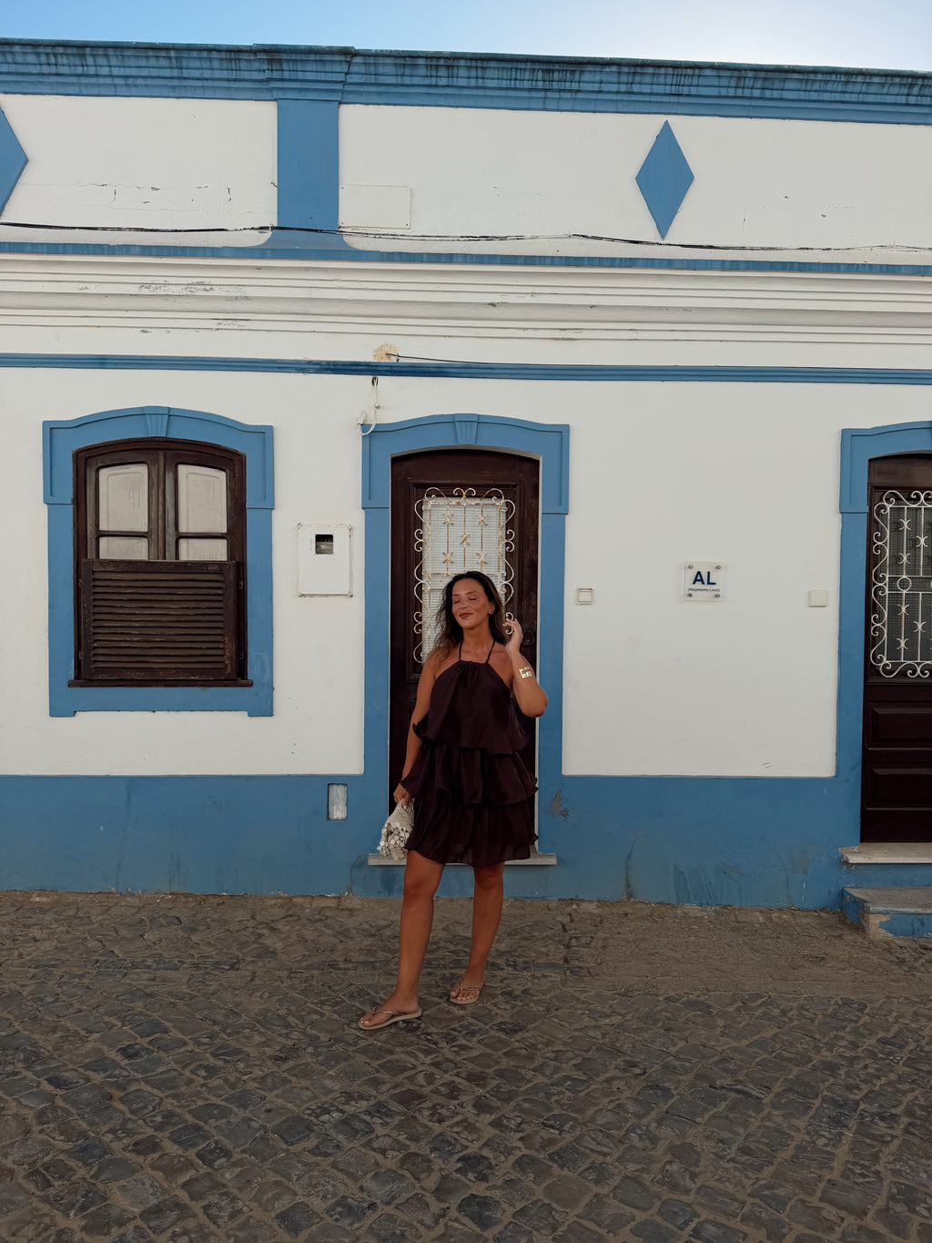 Vestido Folhos Open Back Castanho