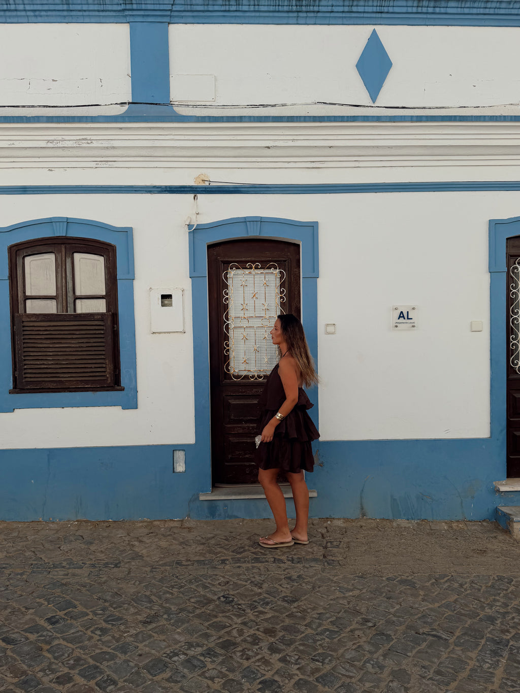 Vestido Folhos Open Back Castanho
