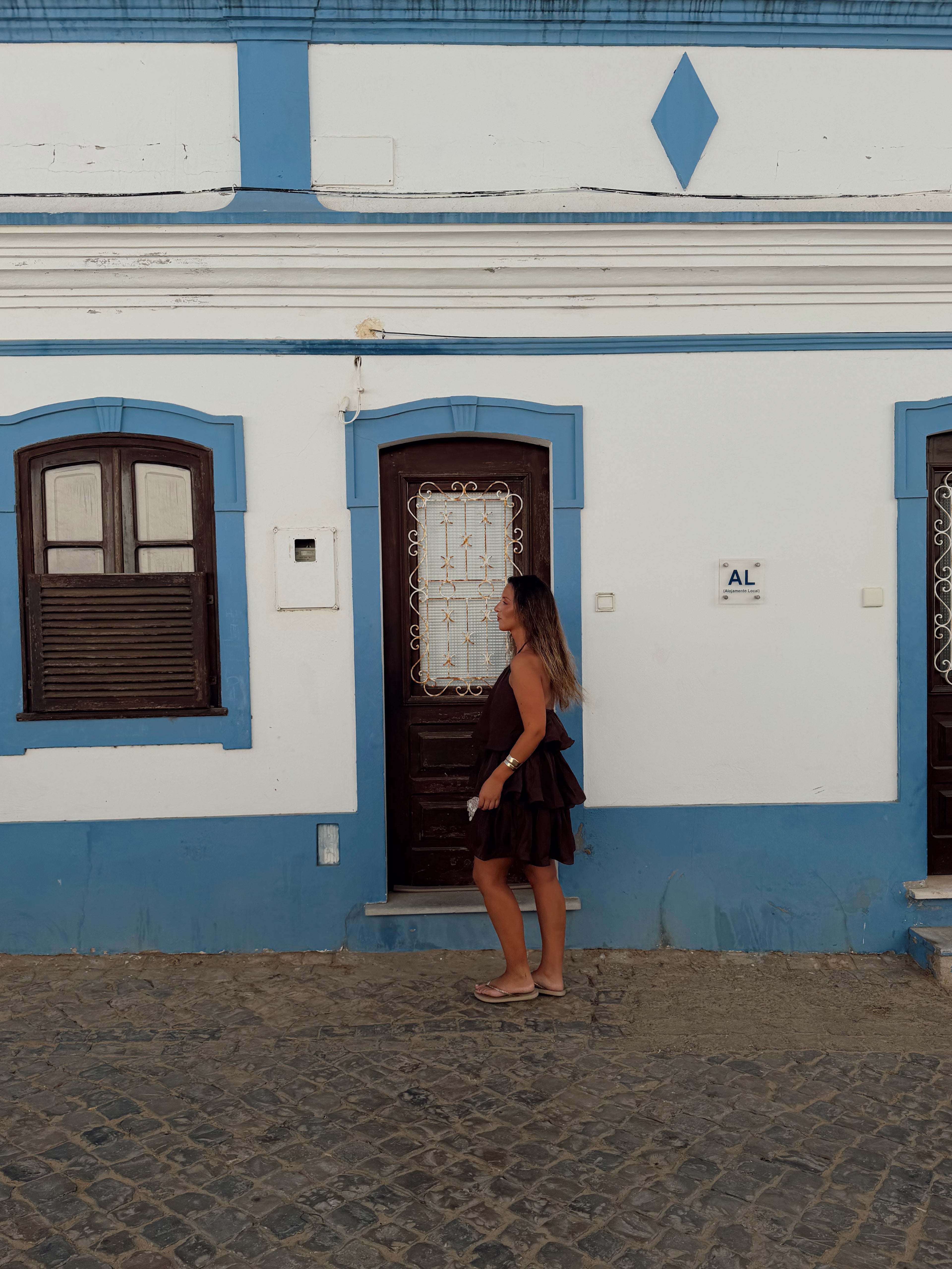 Vestido Folhos Open Back Castanho