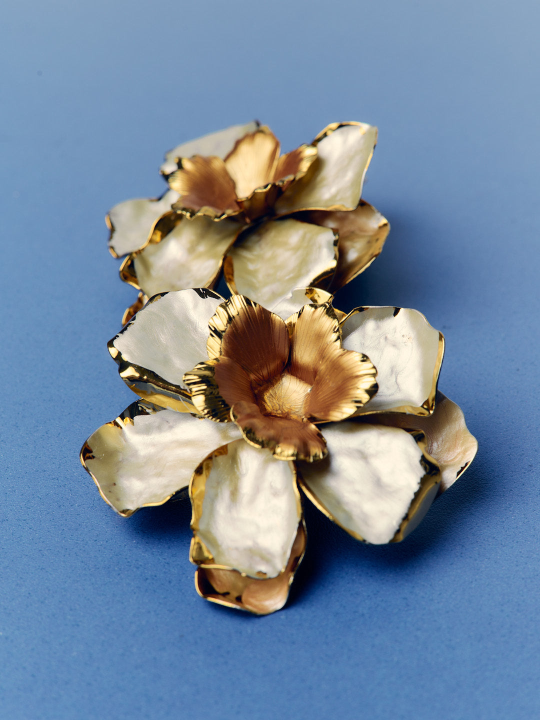 Brincos com modelo de flor