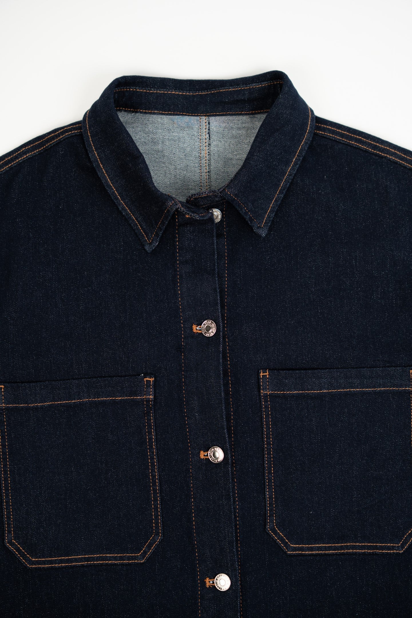 Koszula oversize z ciemnego jeansu