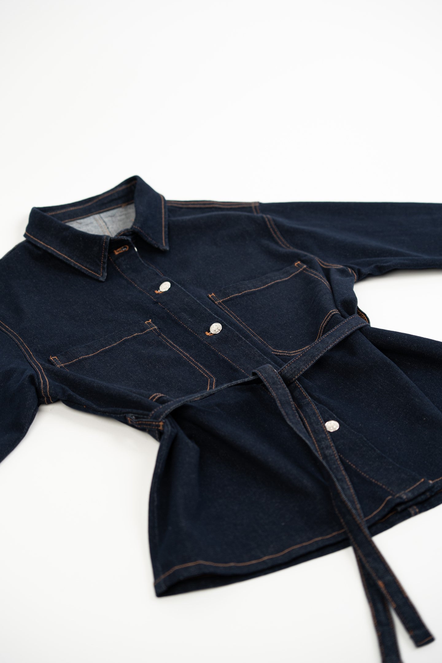 Koszula oversize z ciemnego jeansu