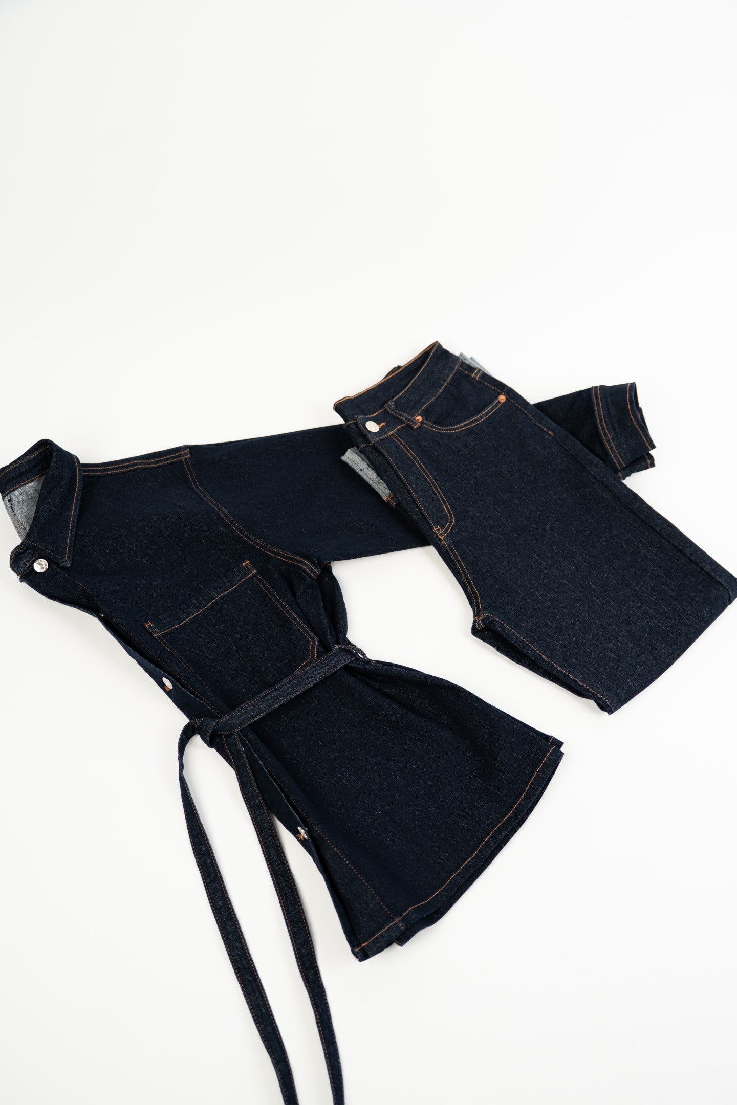 Koszula oversize z ciemnego jeansu