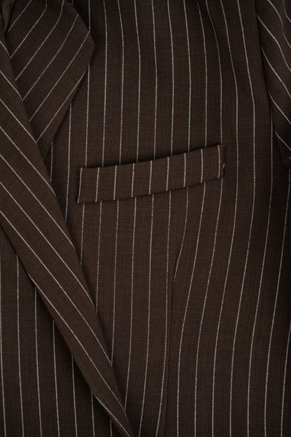 Czekoladowa, oversize'owa marynarka z paskiem dyplomatycznym