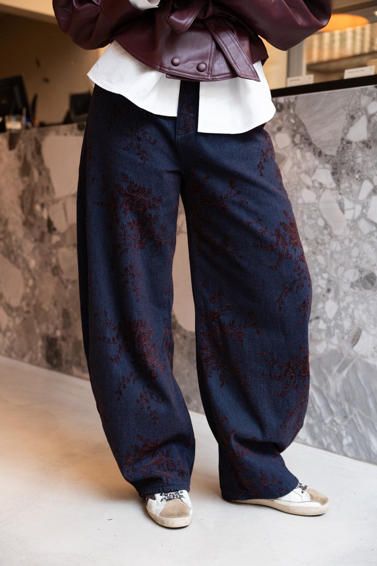 Spodnie Balonowe Aksamitne Wzór Kwiatowy Bordeaux