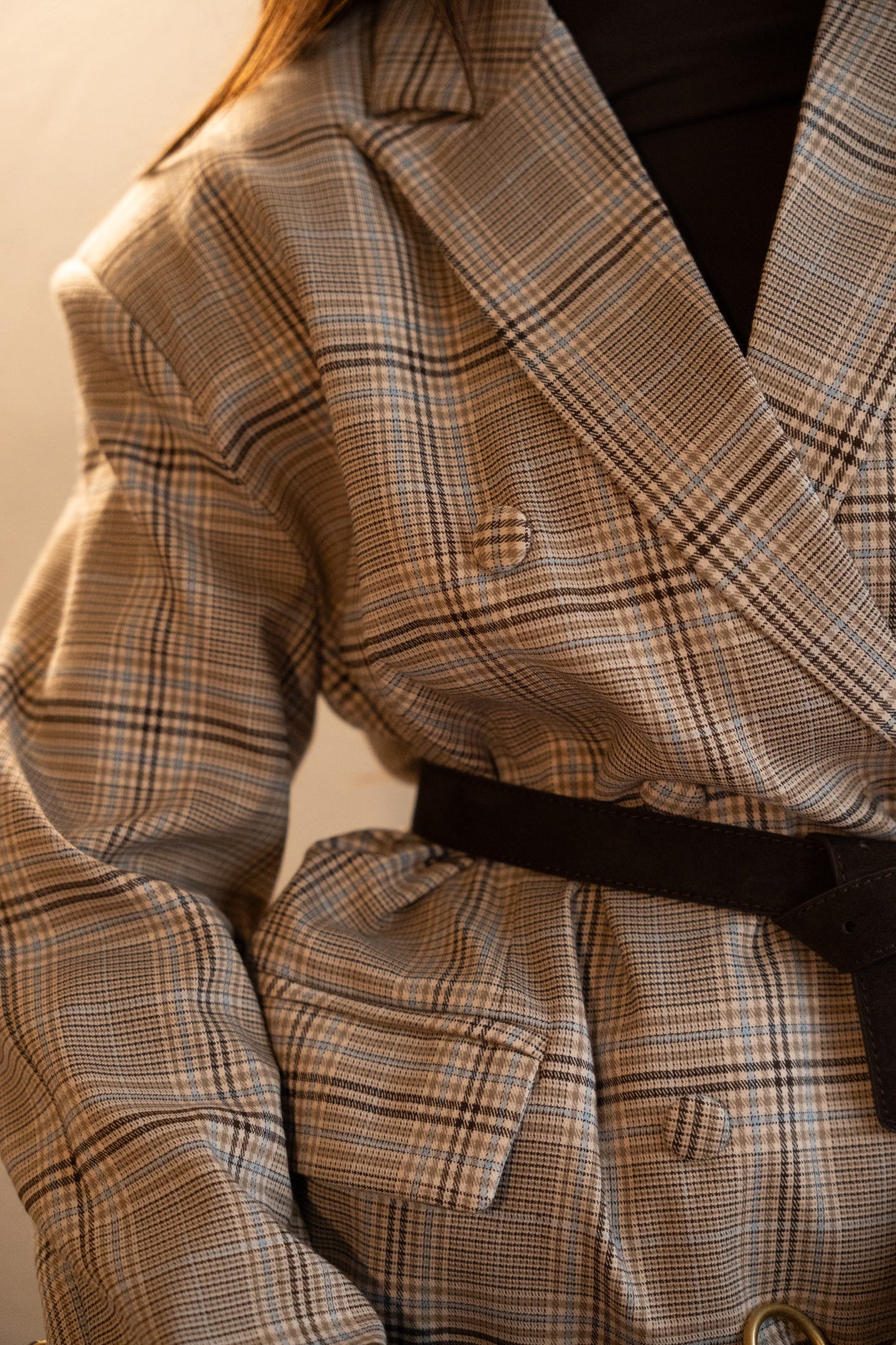 Oversize'owa marynarka w kratę