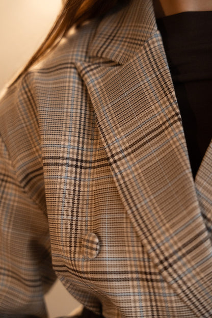 Oversize'owa marynarka w kratę