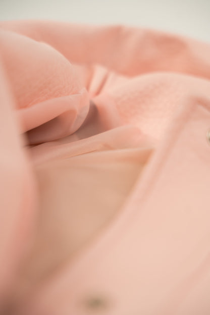 Pasteloworóżowa kurtka ze sztucznej skóry