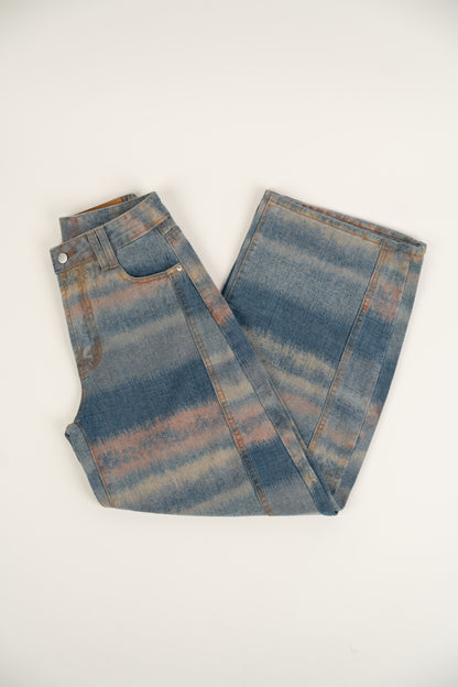 Pantaloni tie-dye con palloncini rosa pastello