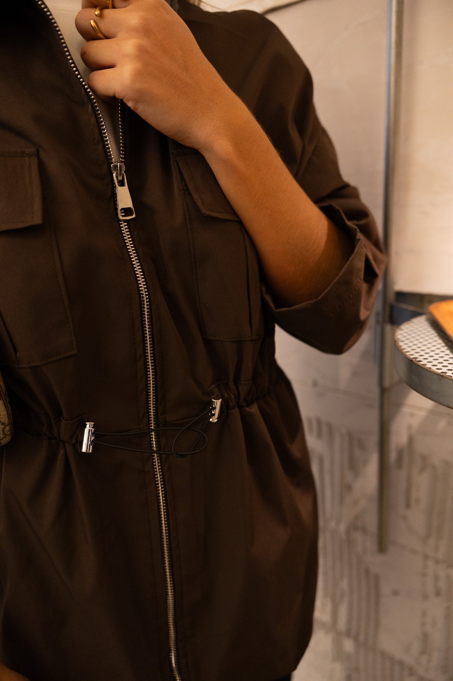 Trench Gola Contrasto Cioccolato