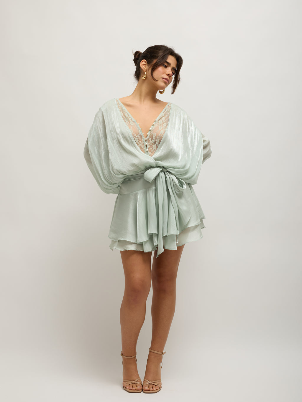 Vestido Oversize Detalhe Renda Verde Pastel