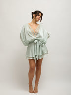 Vestido Oversize Detalhe Renda Verde Pastel