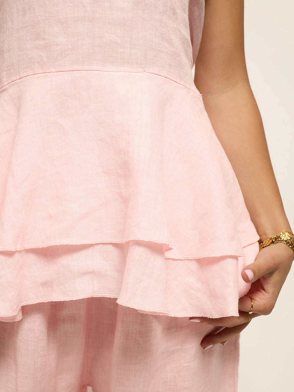 Ensemble haut dos nu en lin rose pastel