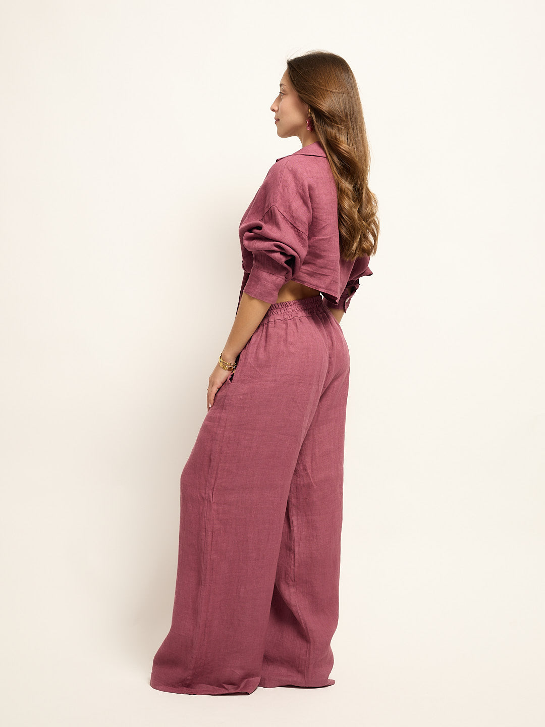 Chemise courte en lin aubergine et ensemble chemise avec nœud