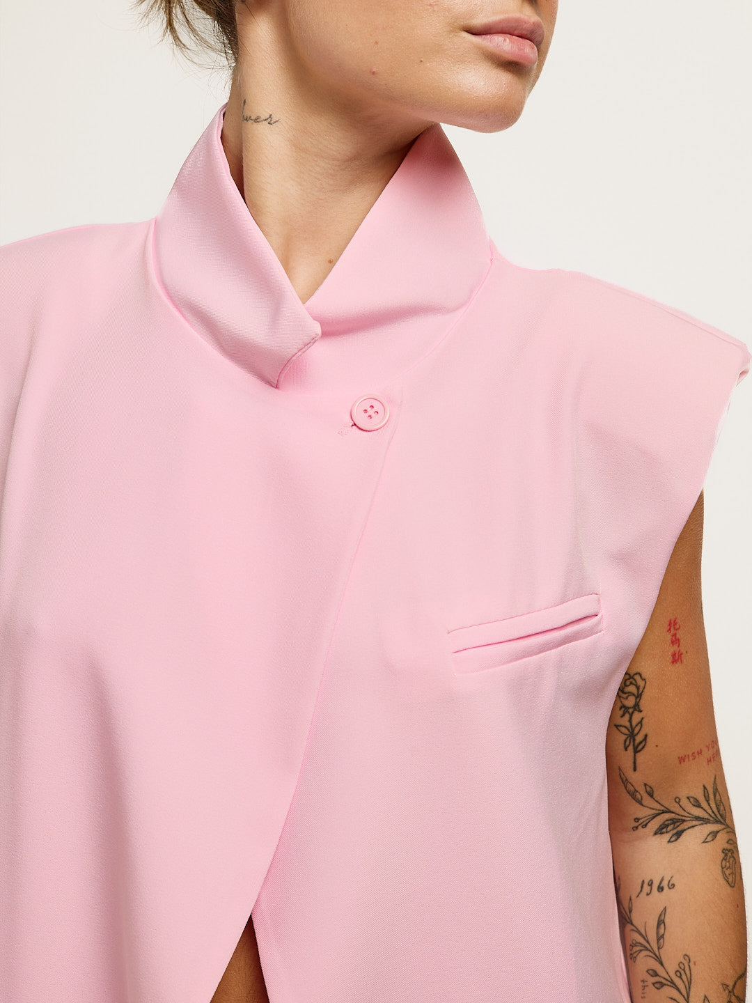Rosa Crossover-Weste