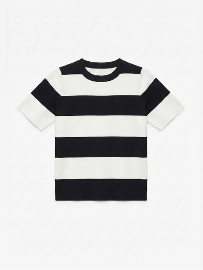 Magliette a righe bianche e nere