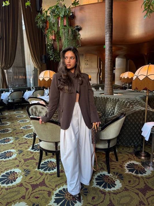 Коричневий двобортний блейзер