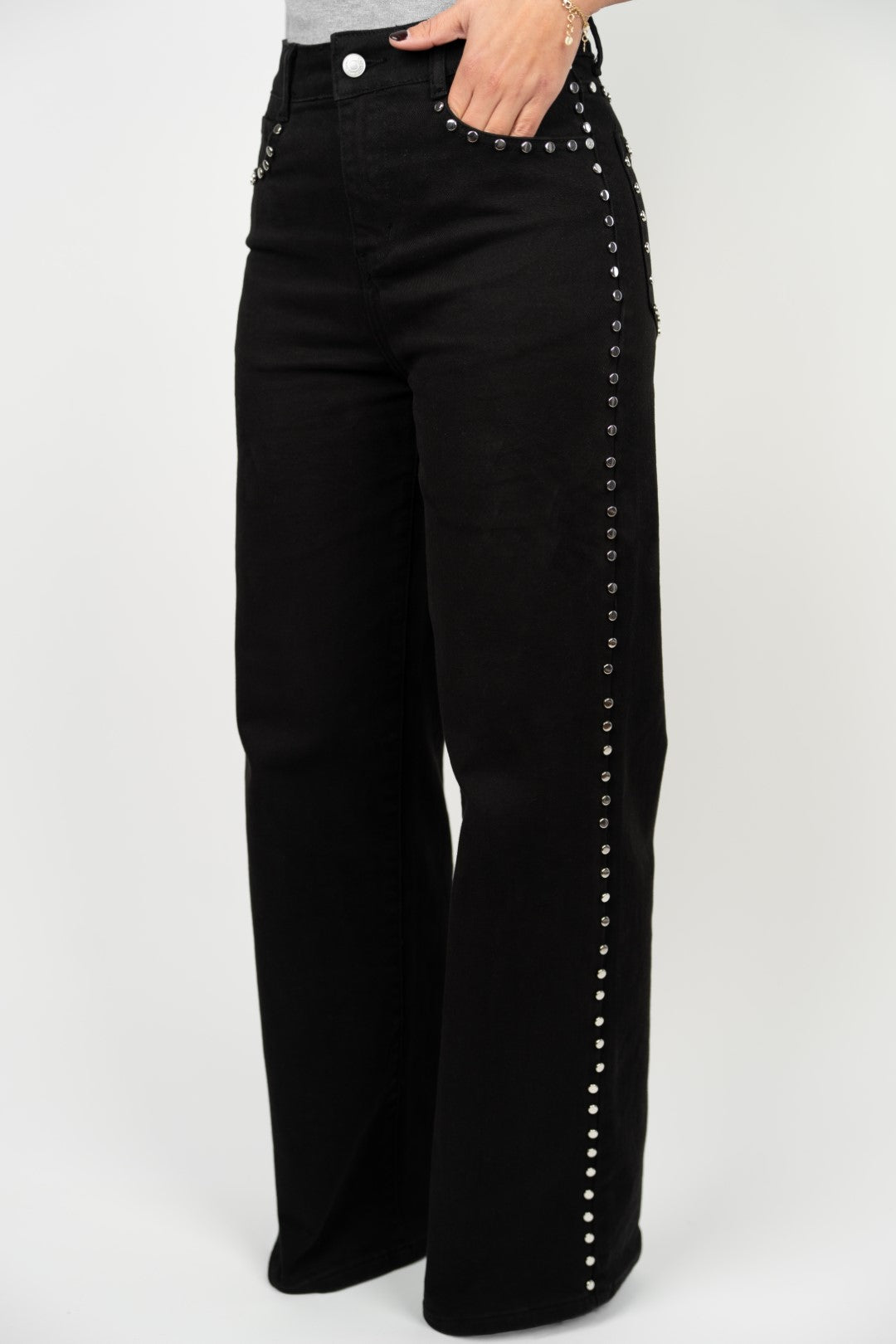 Calças Tachas Pretas