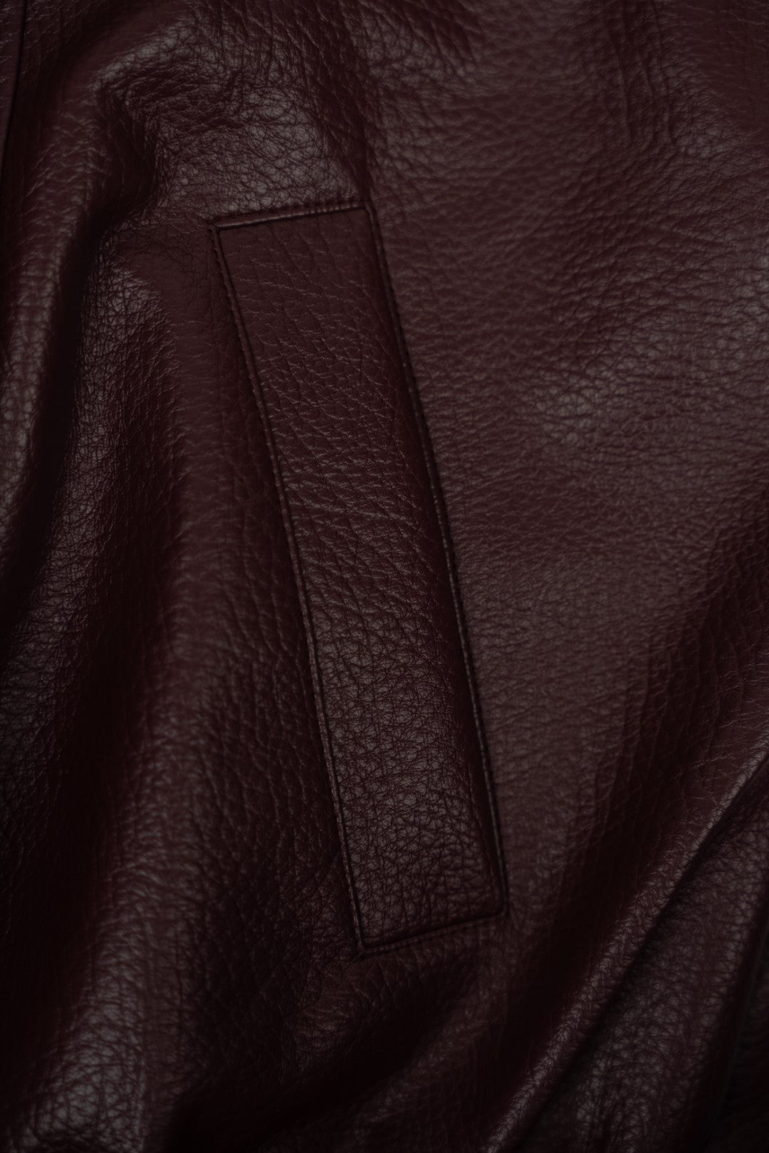 Blusão Ecopele Detalhe Gola Bordeaux