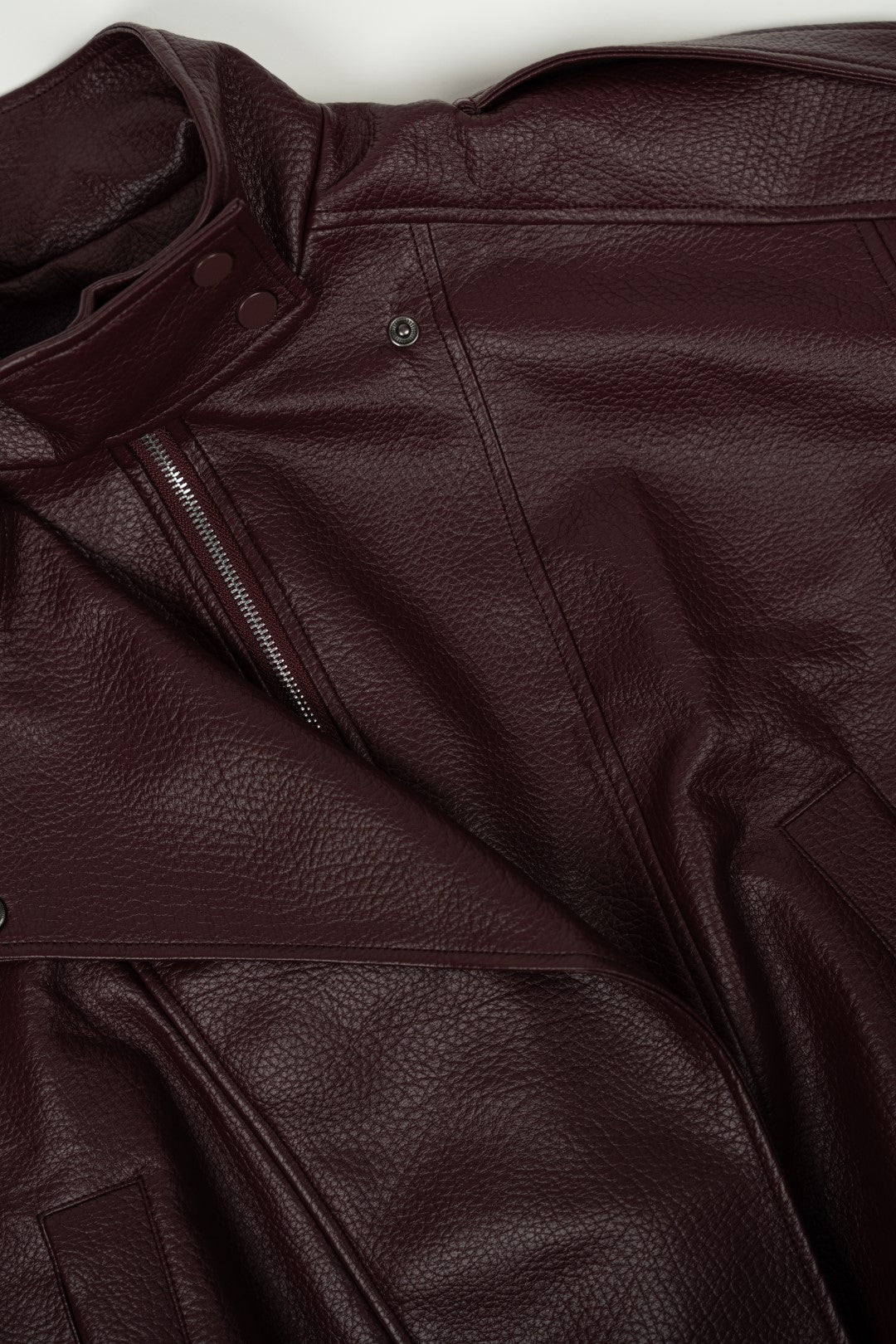 Blusão Ecopele Detalhe Gola Bordeaux