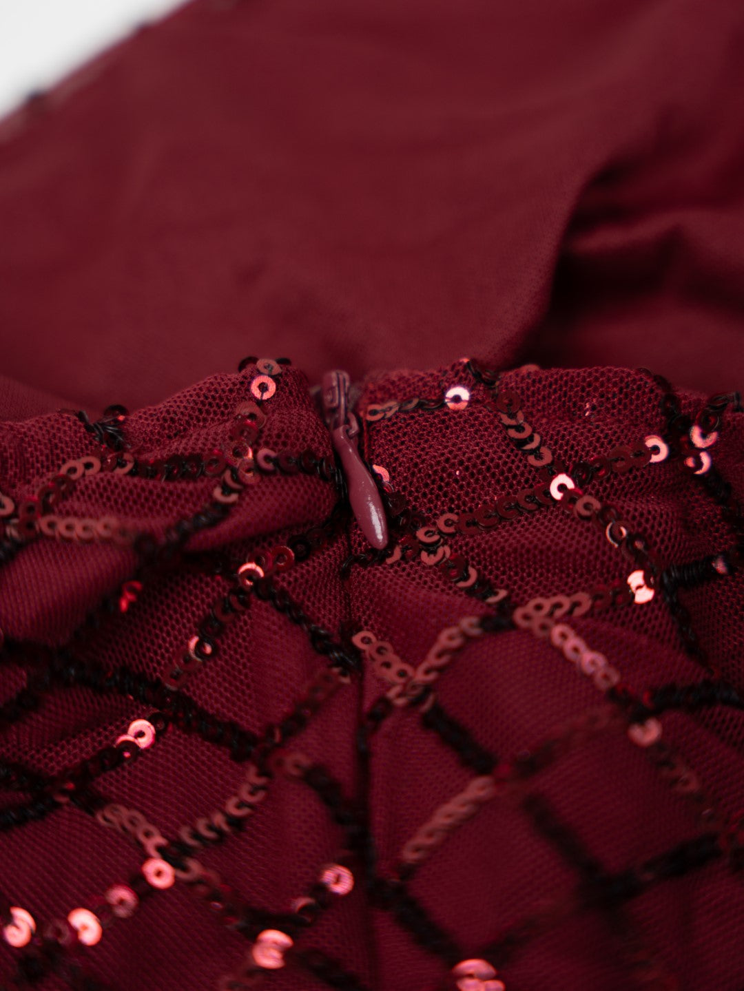 Vestido Comprido Pérolas Bordeaux