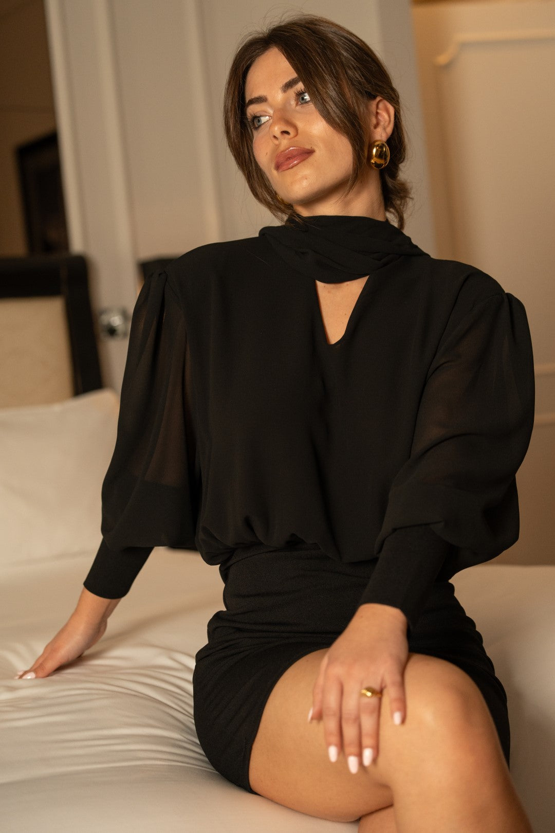 Vestido Costas Drapeadas Preto