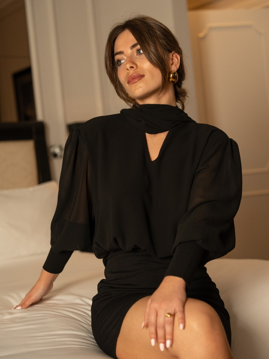 Vestido Costas Drapeadas Preto